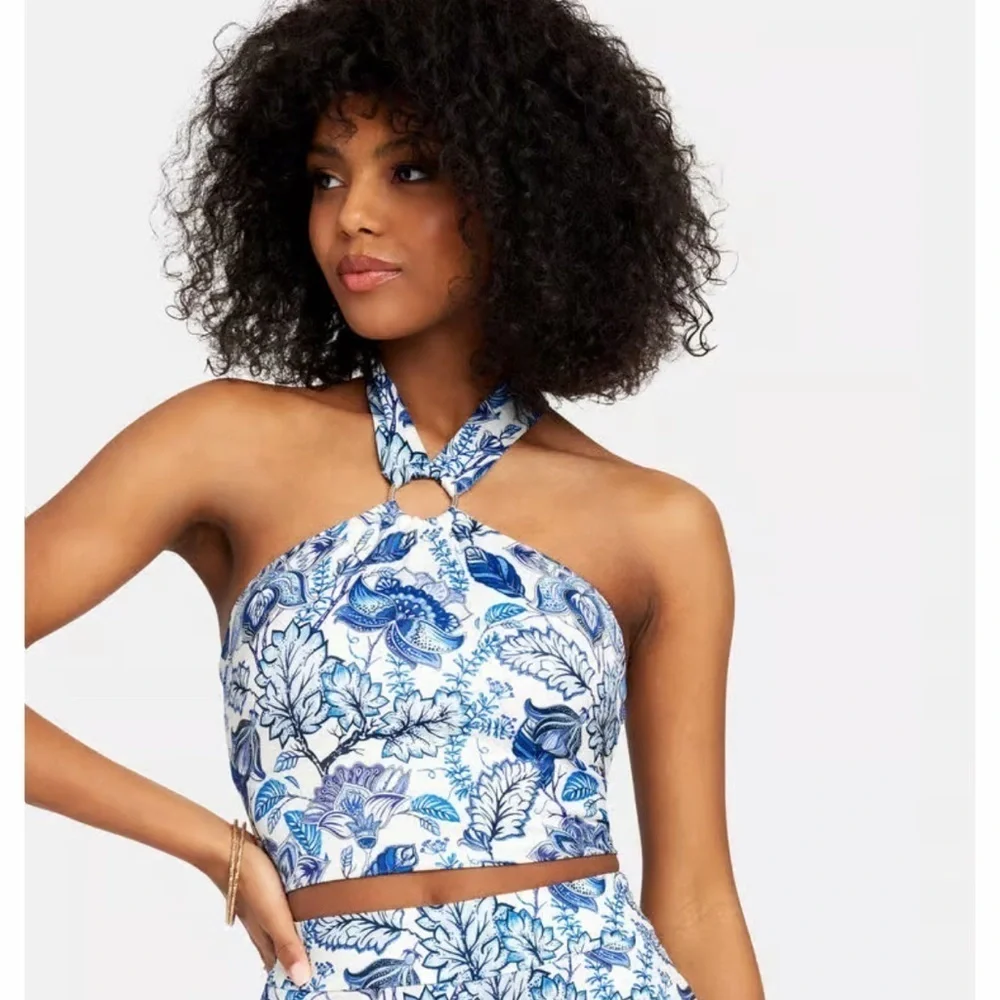 Bebe Ring Detail Printed Halter Top 2 - Picture 2 of 12